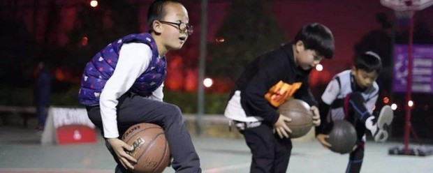 初中篮球基础训练内容有哪些